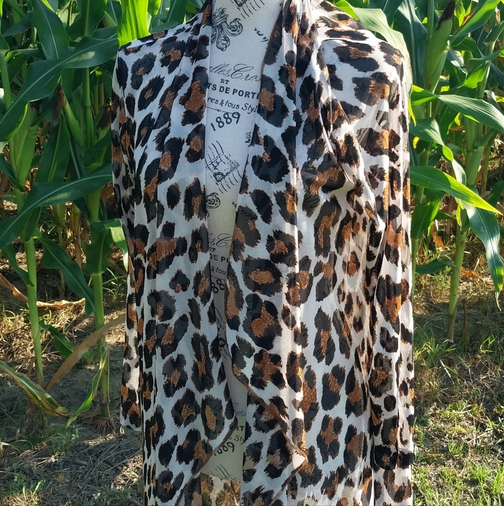 Leopard Print Open Front LIGHTWEIGHT shear Cardigan/L